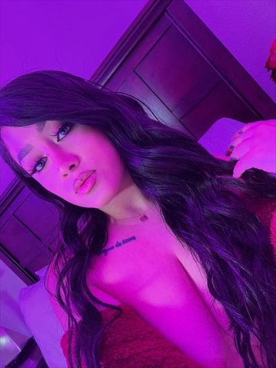 a girl who eat girls profile photo 3