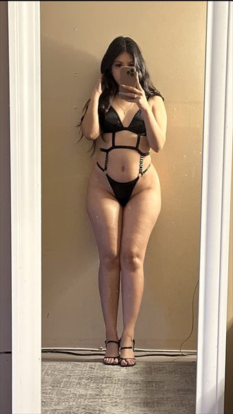 Slim Thick 🍑