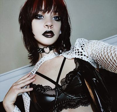 🥀❤️ 𝔈𝔪 ℌ0𝔯𝔯0𝔯  🖤🥀