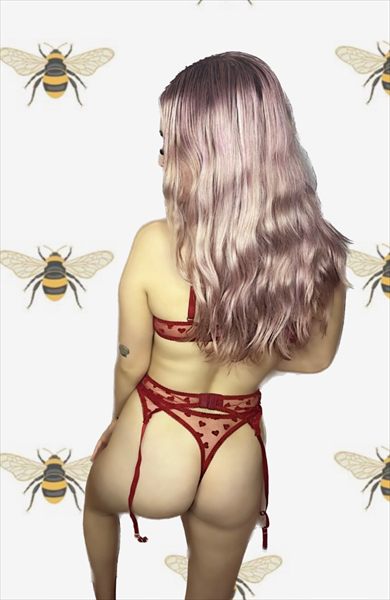 Honey Bree🍯