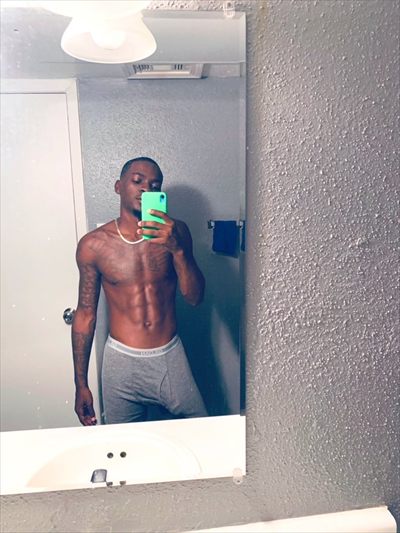 SkinnyWithDick profile photo 2