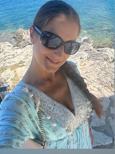 Jennifer Amton profile photo 2