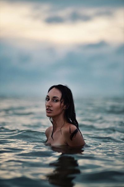Demi