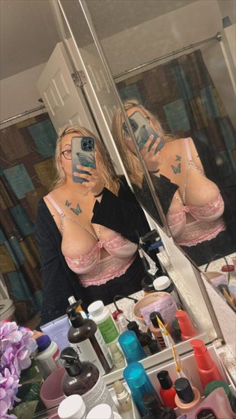 Angie Rose profile photo 3