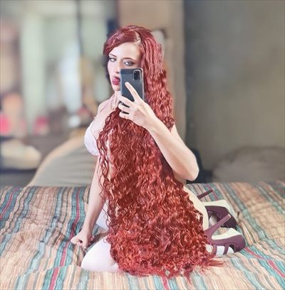 Bella Duenas profile photo 3