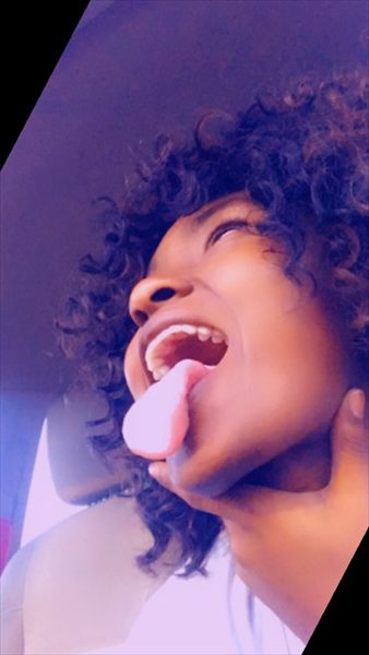 Custom Queen 👸🏾 fetish friendly 🤤