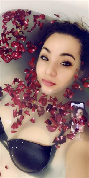 Ashley profile photo 2