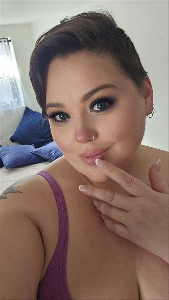 Lush Lynn - Playful Tattooed BBW Goddess
