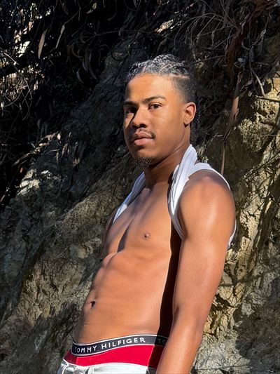hoodrichbaby profile photo 2