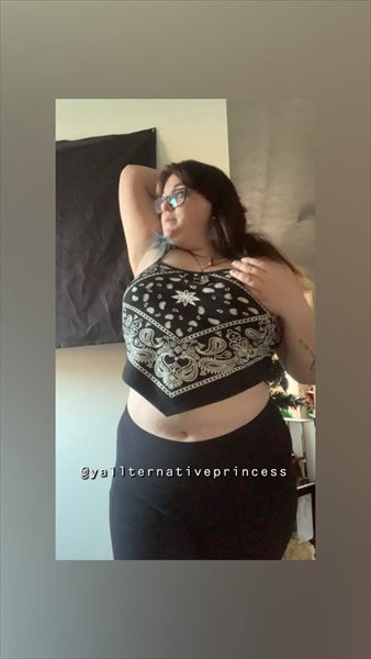 Yallternative Gal profile photo 3