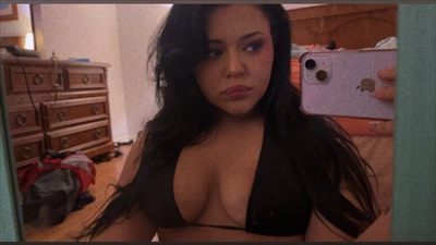 AdriannaXXXclusive