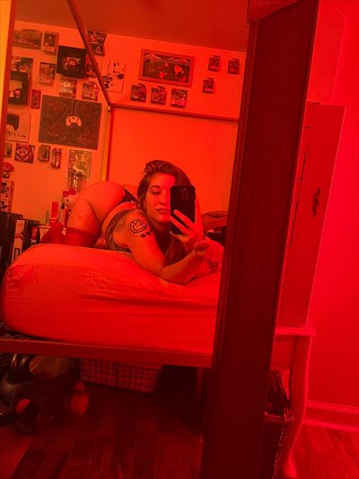 Madamsavag3 profile photo 2