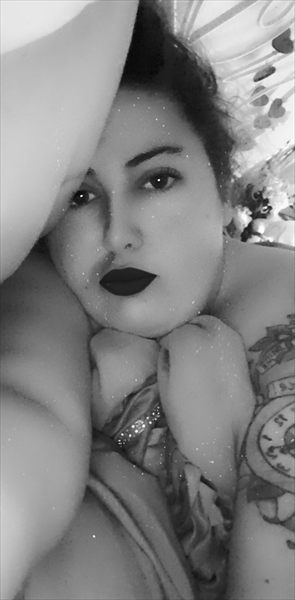 Lily robb profile photo 2