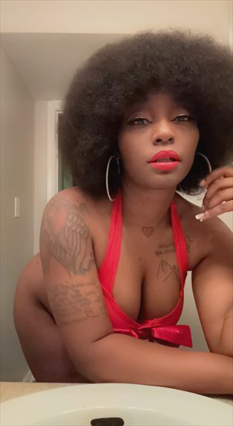 Micki’ Taylor 🍫💕