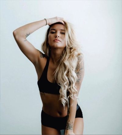Megan profile photo 3