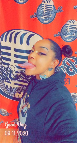 Longtongue Goddess profile photo 2