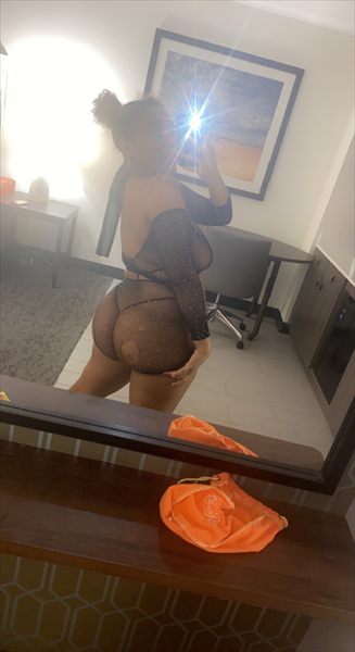 Peachess , 👸🏾😈 profile photo 2