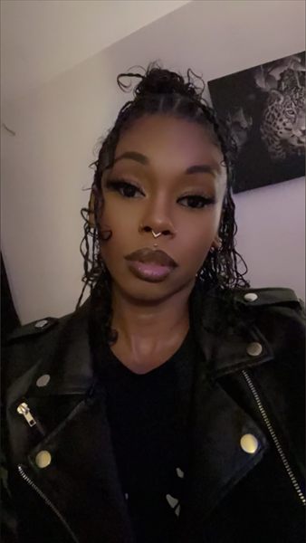Simonee