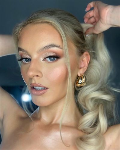 EmmaElizabeth_makeup profile photo 2