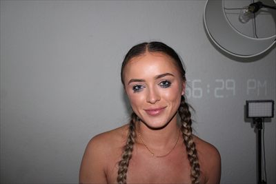 MacKenzie Foxx profile photo 2