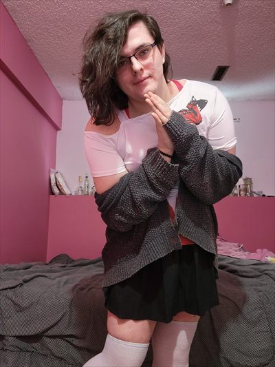 Femboy Violet