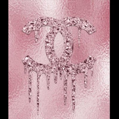 Moet Champagne profile photo 2