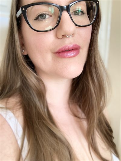 Pampered Cuckoldress