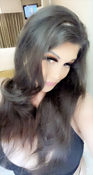 Carisma flores profile photo 2