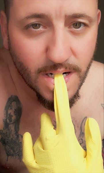 Male Maid (Home Cleaner n Home Wrecker)