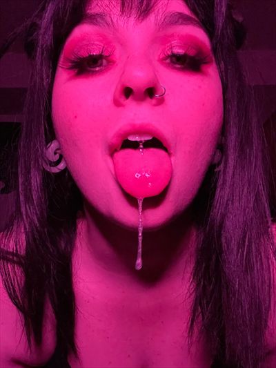 Violet Lafae profile photo 2