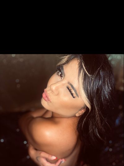 Lookingjuliaup profile photo 2