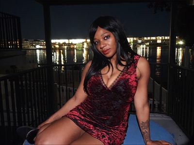 Raven Thorne profile photo 2
