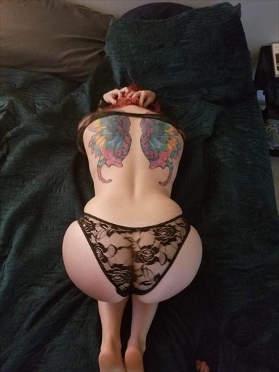 BootyLeShoe profile photo 2