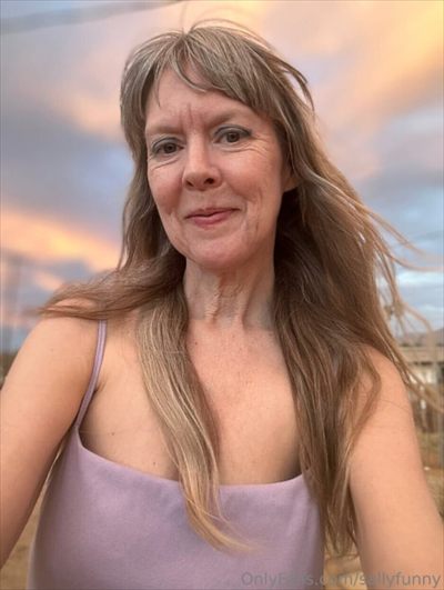 GILF Sally Mullins 💋 profile photo 3