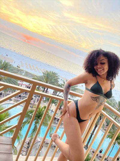 CREAMY LIGHTSKIN PU$$Y🖤 profile photo 2