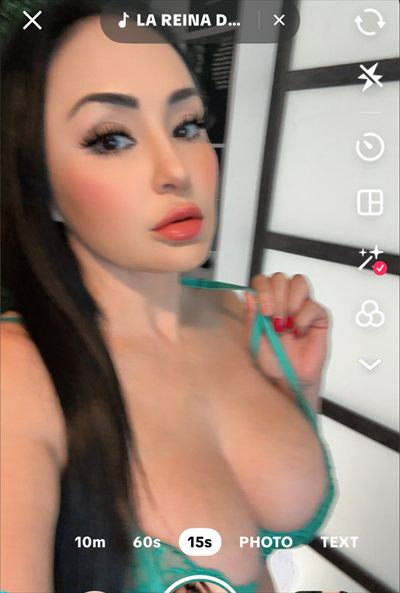 Azucena guillen flores