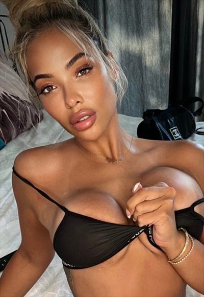 Stephanie Santiago 💖💦 profile photo 3