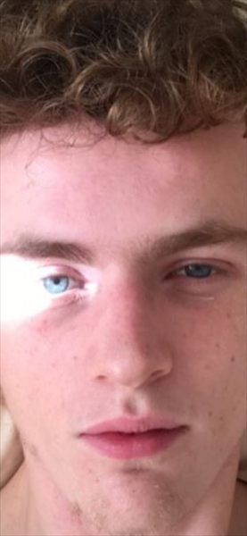 Elliot Fox profile photo 2