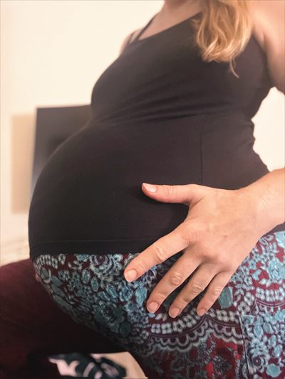 Pregnant English Rose profile photo 2