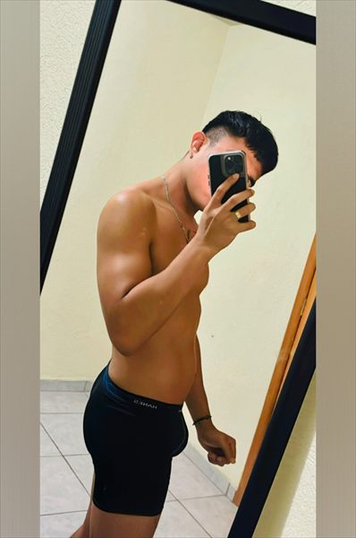 Daniel  🍒