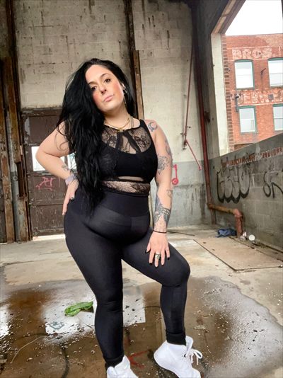 Dahlia Caroline 💣 💋
