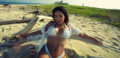Annie Lopez profile photo 2