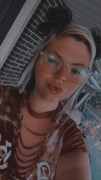 Daddy’s little demon profile photo 4