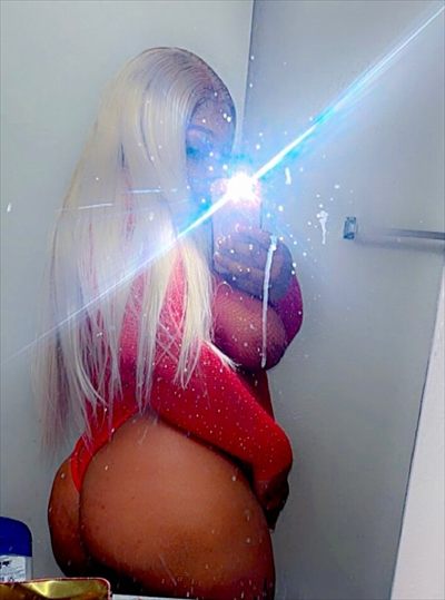 Natashaaroyalee