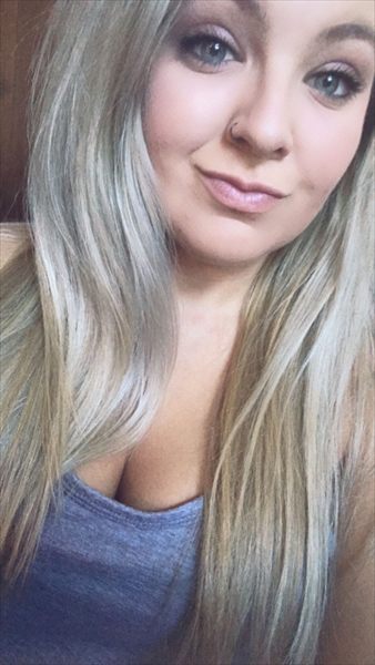 Blondiebitchh