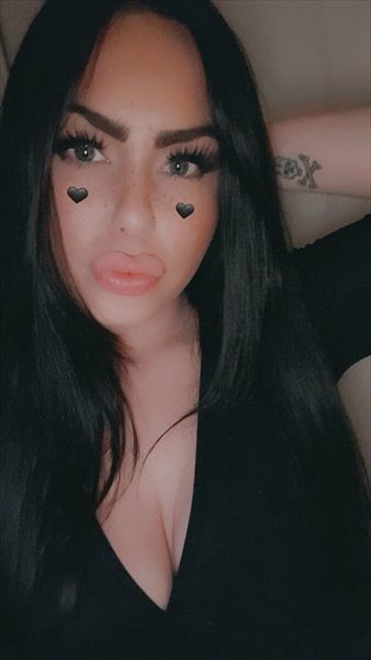 Curvy Girl Roxy profile photo 3