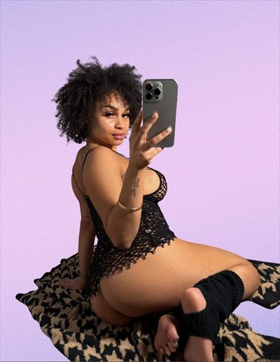 Monie💜 profile photo 3