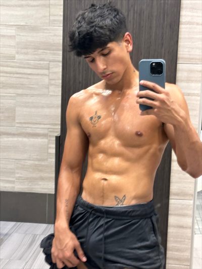 Noah Foxxx