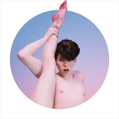 Flexible Twink Boy 🥵