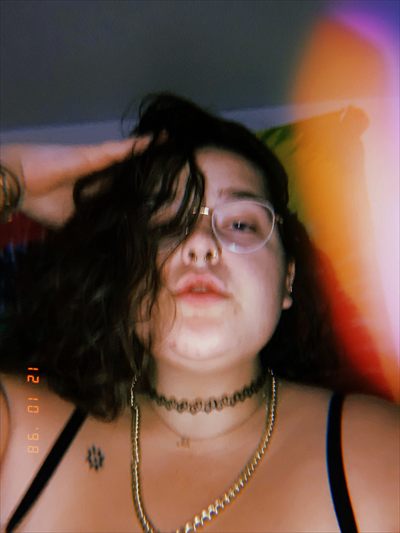 😈